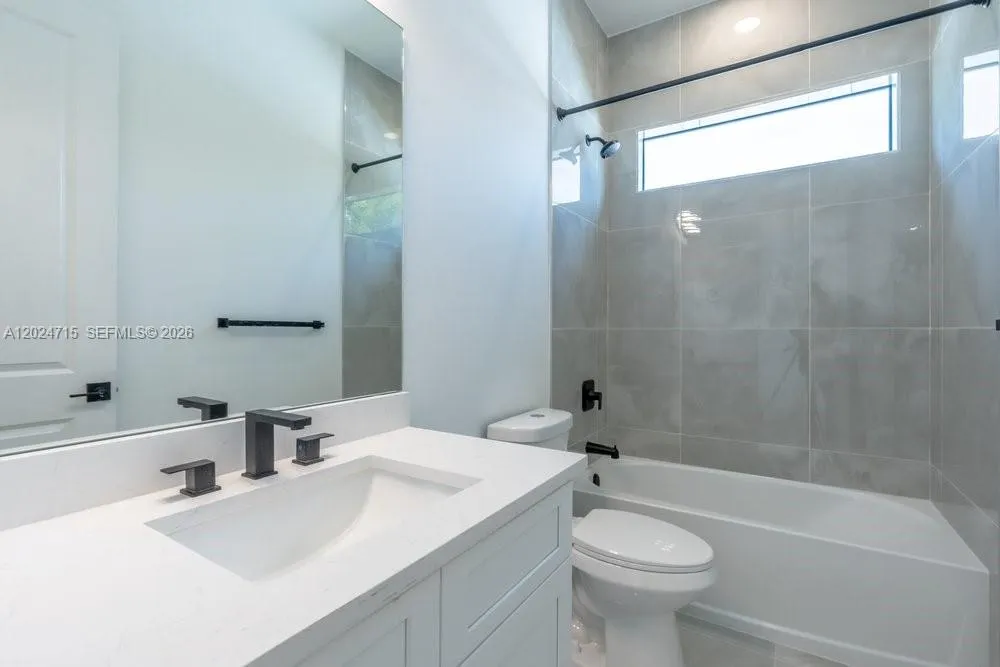 4203 11th St. W Other City - In The State Of Florida, FL 33971