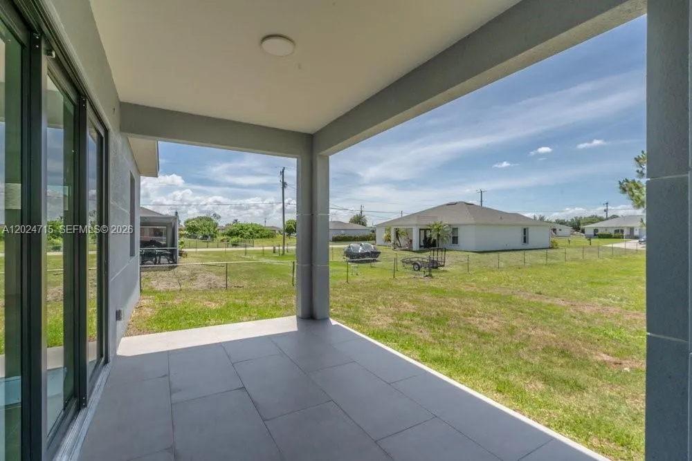 4203 11th St. W Other City - In The State Of Florida, FL 33971
