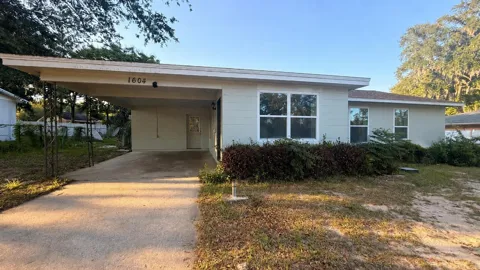 1604 WOODLYN DRIVE