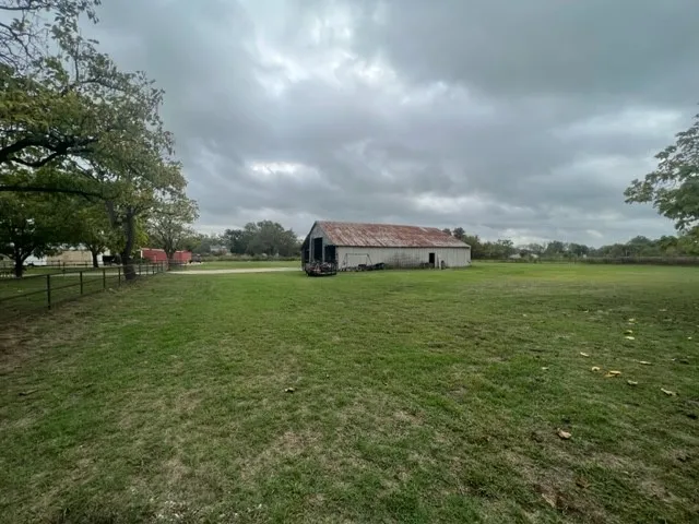 310 W Hughes Street Collinsville, TX 76233