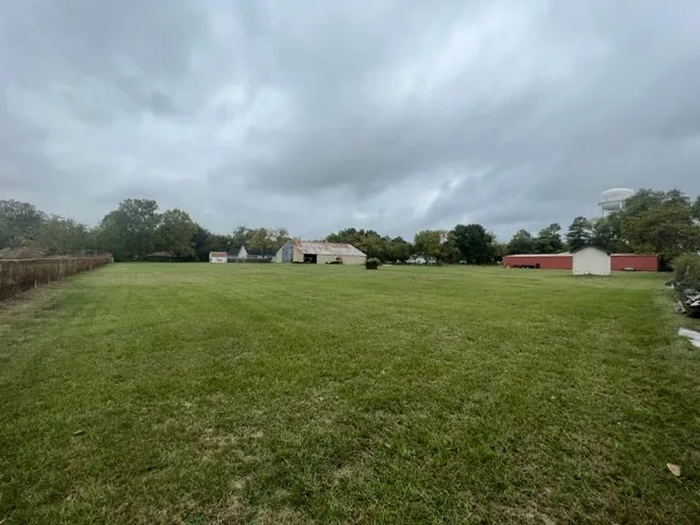 310 W Hughes Street Collinsville, TX 76233