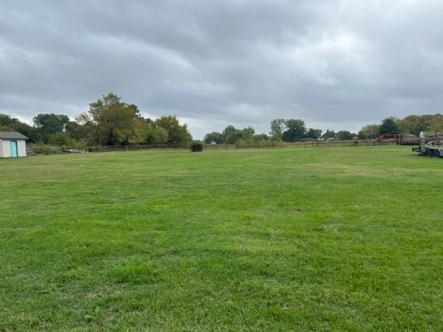 310 W Hughes Street Collinsville, TX 76233