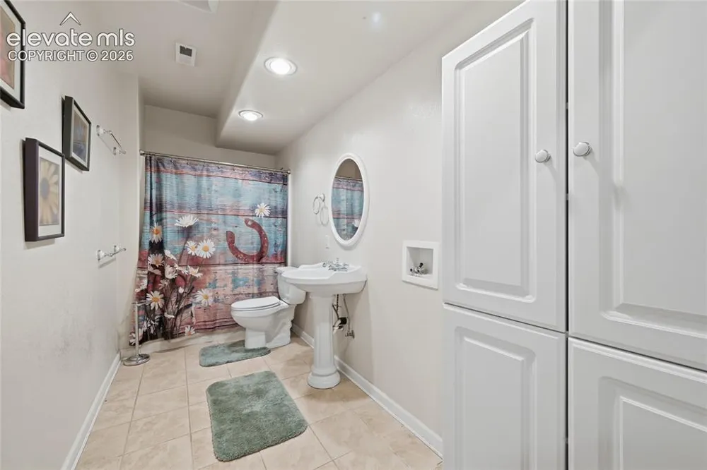 6620 Shannon Circle Kiowa, CO 80117