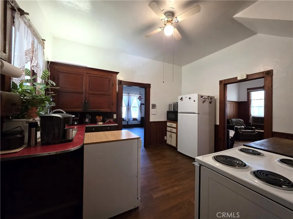 1414 Marin Corning, CA 96021
