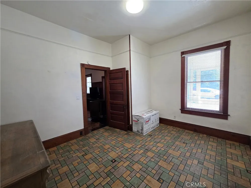 1414 Marin Corning, CA 96021