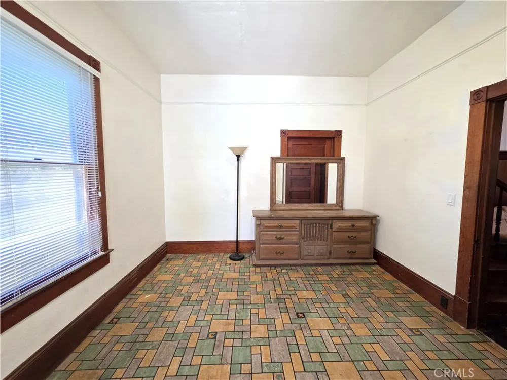 1414 Marin Corning, CA 96021