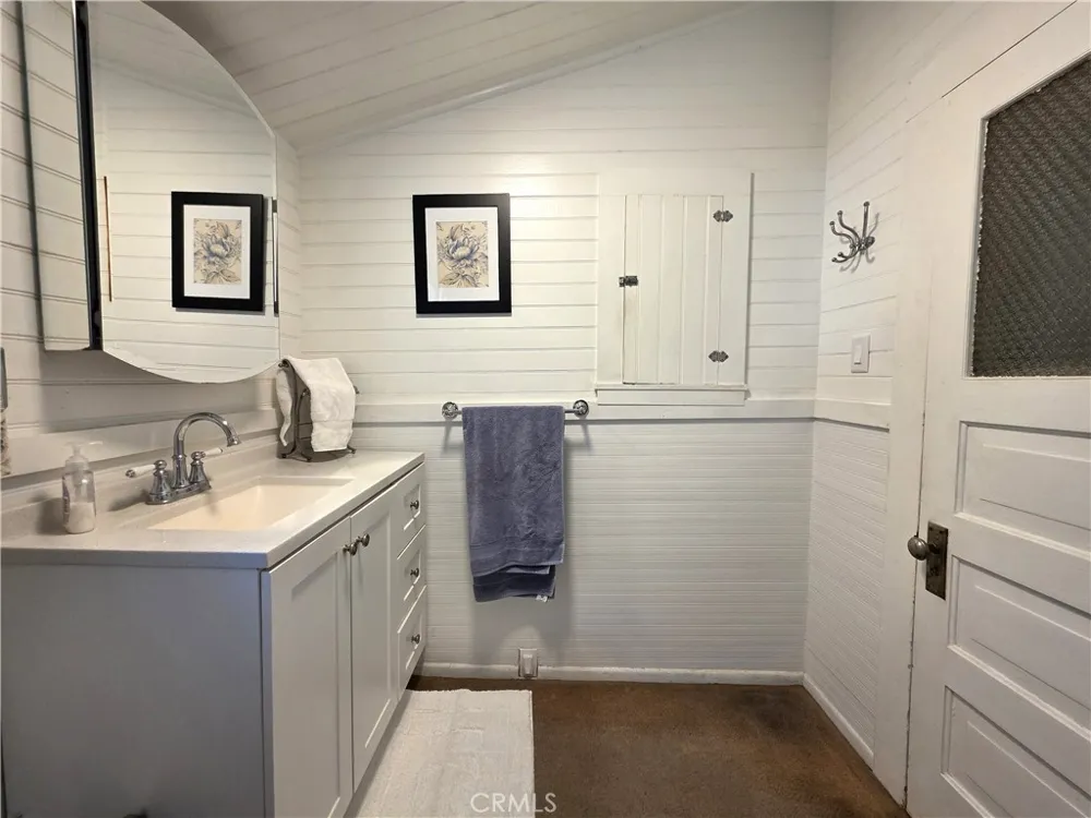 1414 Marin Corning, CA 96021