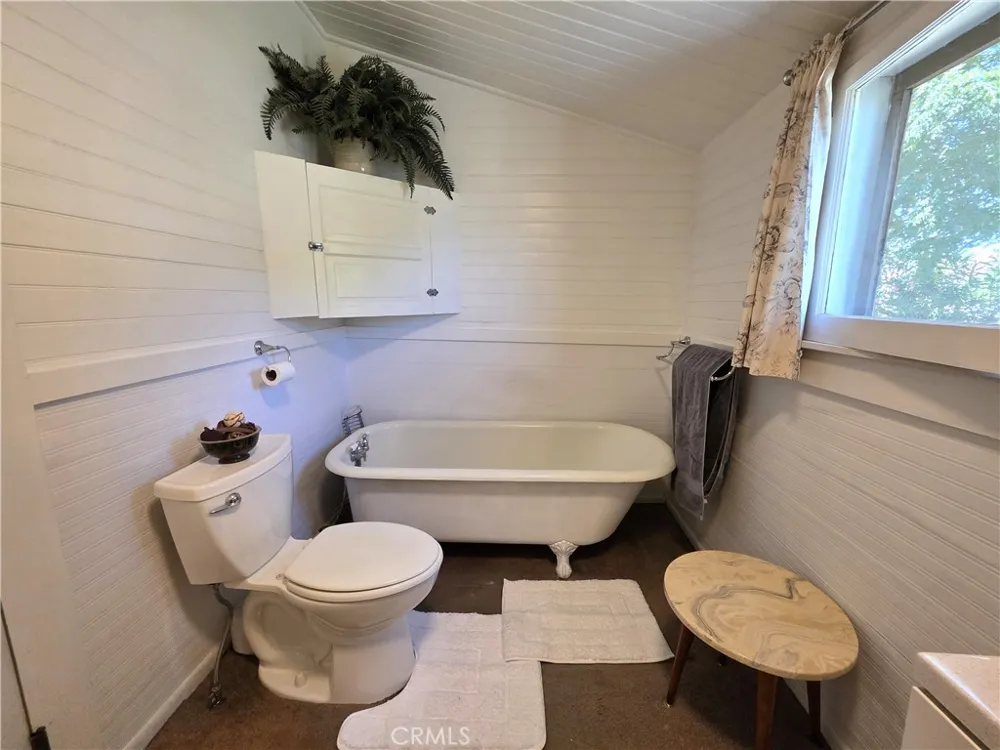 1414 Marin Corning, CA 96021