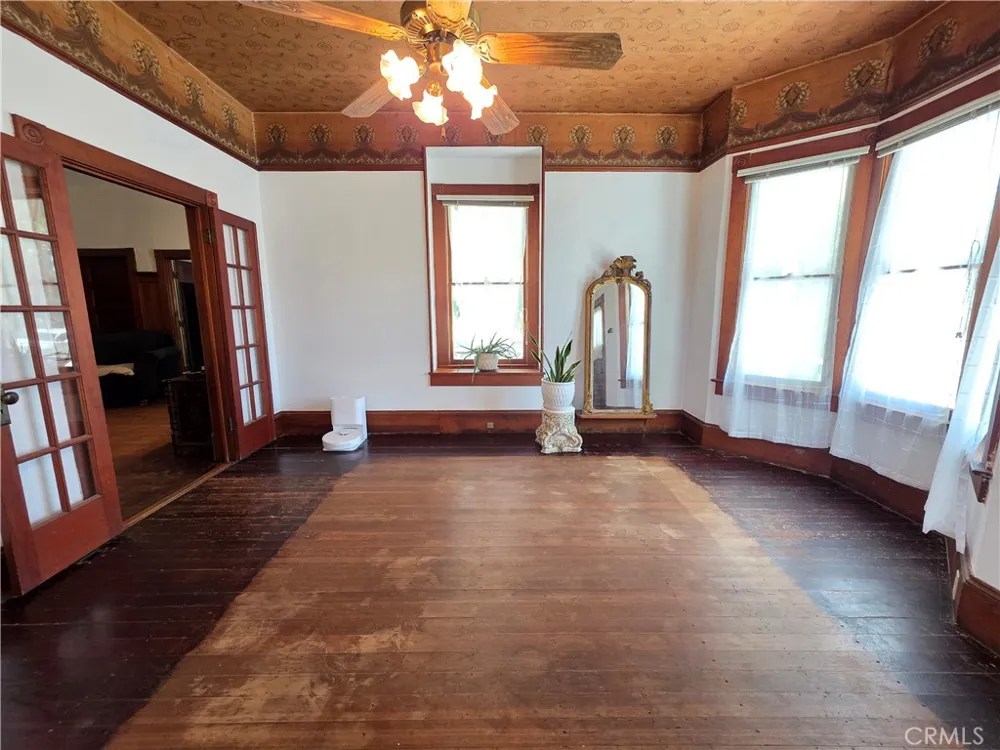1414 Marin Corning, CA 96021