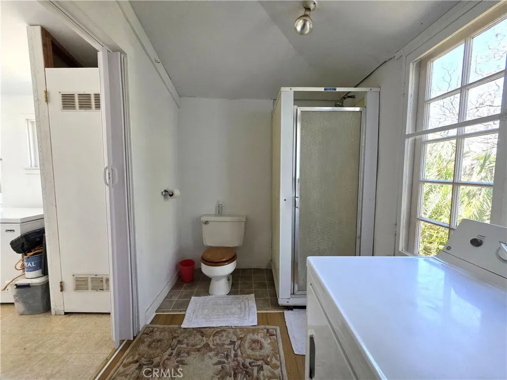 1414 Marin Corning, CA 96021