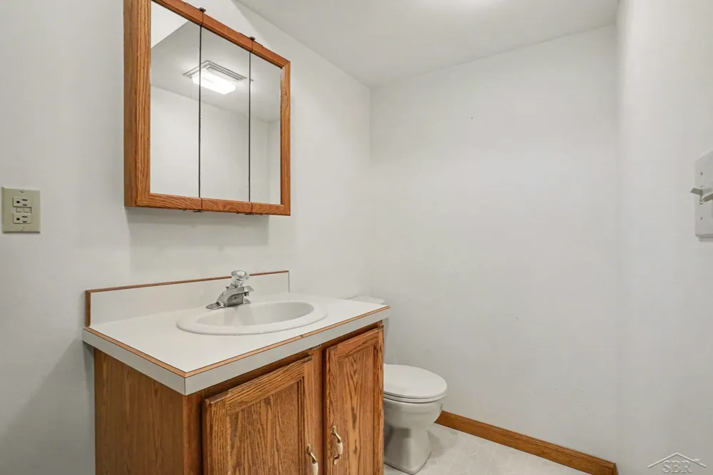 11279 Sarle Road Tittabawassee Township, MI 48623
