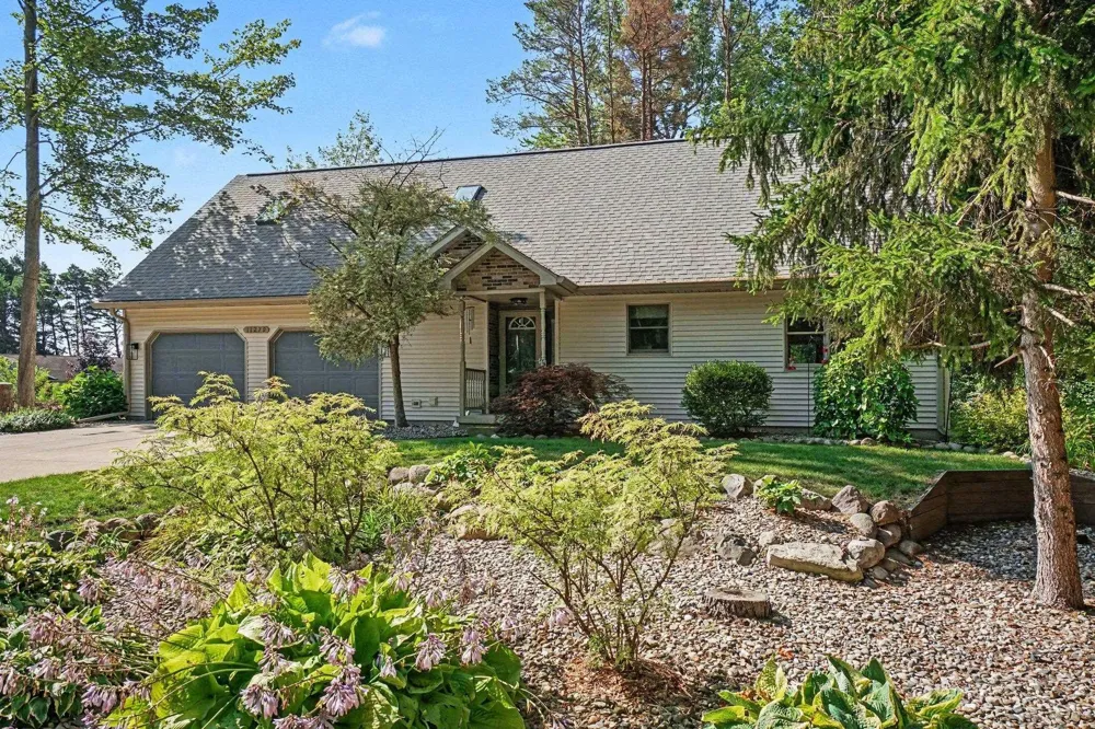 11279 Sarle Road Tittabawassee Township, MI 48623