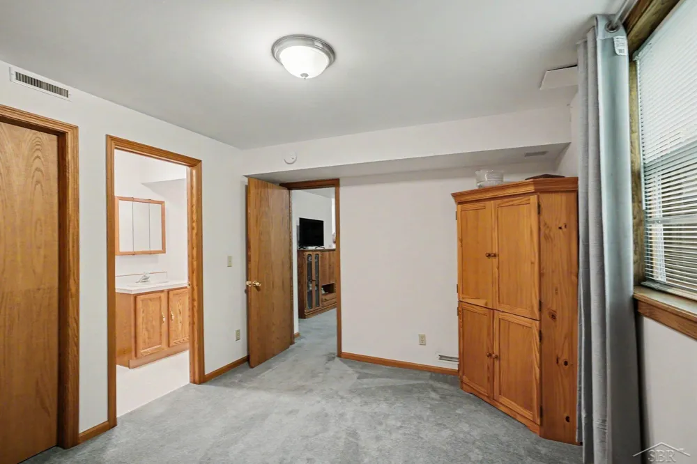 11279 Sarle Road Tittabawassee Township, MI 48623