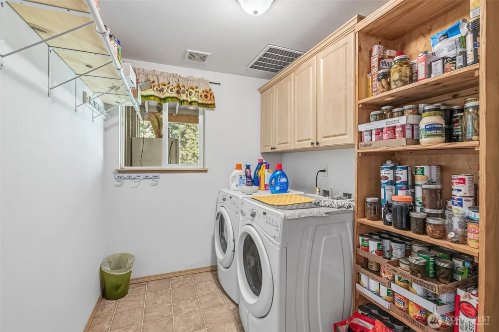 112 Jordan Way Toutle, WA 98649