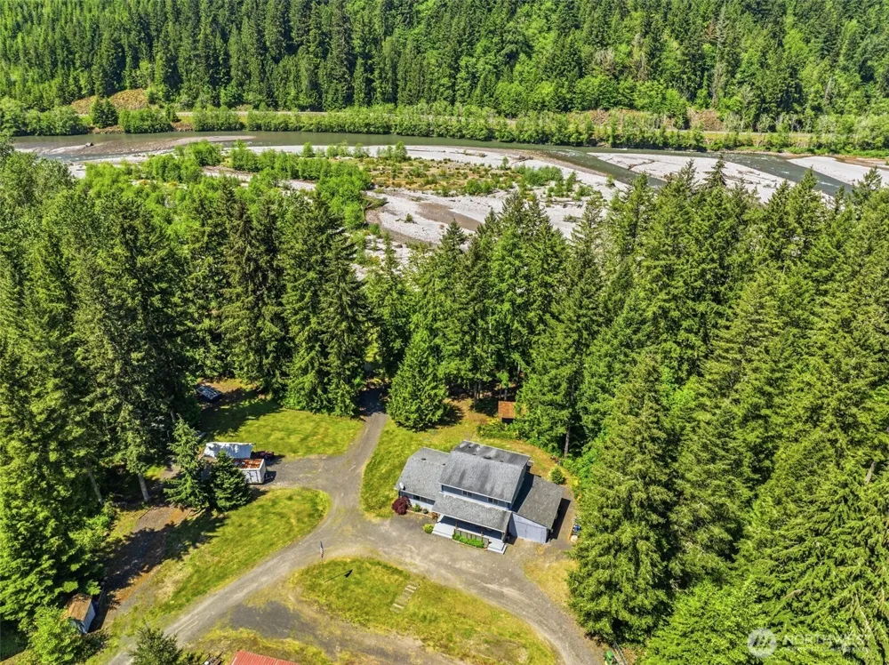 112 Jordan Way Toutle, WA 98649