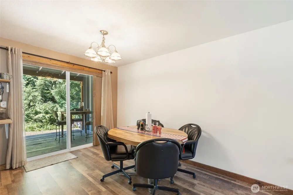 112 Jordan Way Toutle, WA 98649