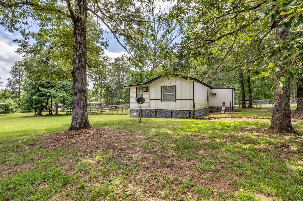 188 Chrissy Lane Trinity, TX 75862