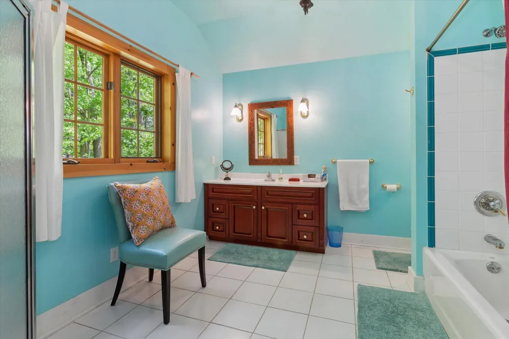 58 Lincoln Avenue Casco Township, MI 49090