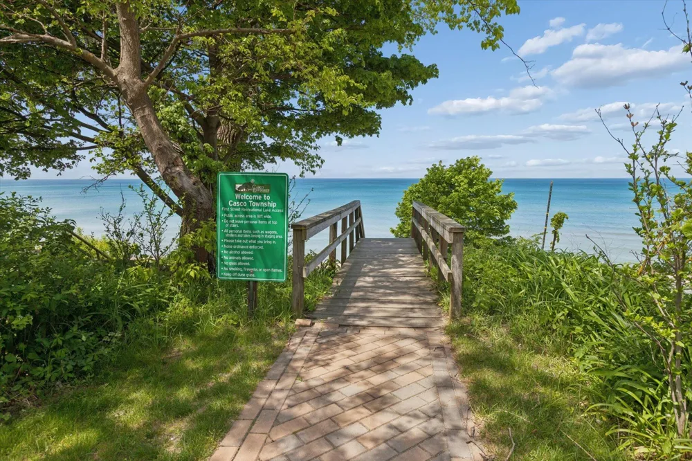 58 Lincoln Avenue Casco Township, MI 49090