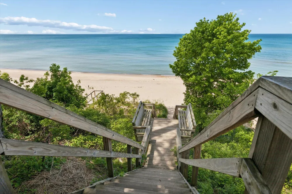58 Lincoln Avenue Casco Township, MI 49090