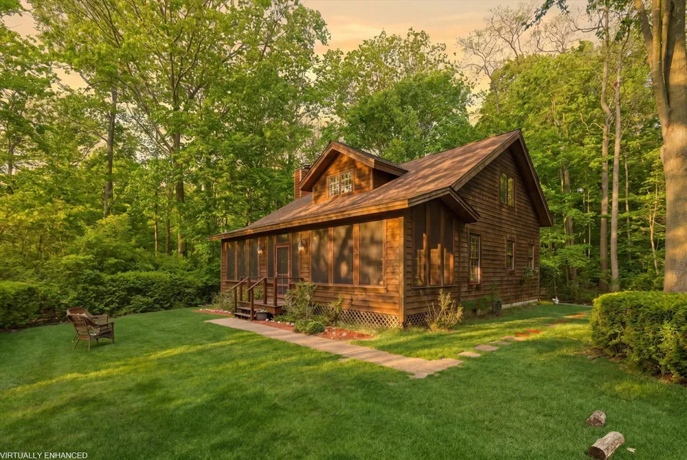 58 Lincoln Avenue Casco Township, MI 49090