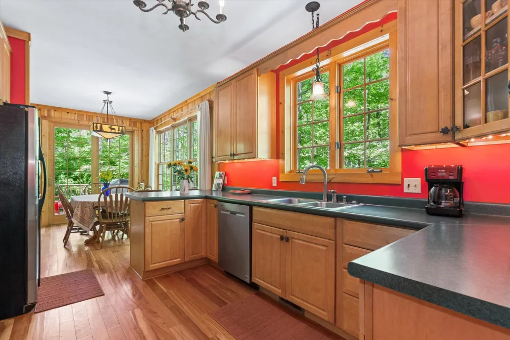 58 Lincoln Avenue Casco Township, MI 49090
