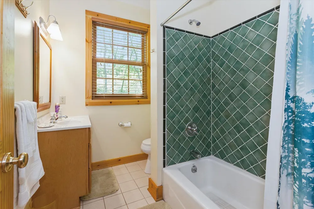 58 Lincoln Avenue Casco Township, MI 49090
