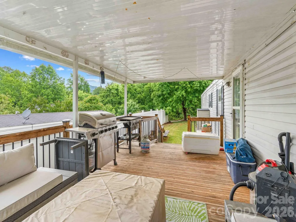 15 spring Street Candler, NC 28715