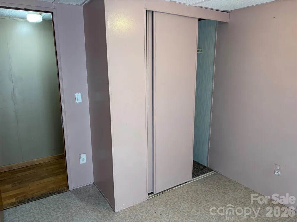 15 spring Street Candler, NC 28715