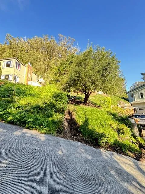Grand Pacifica, CA 94044
