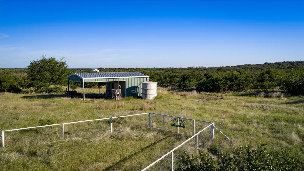 3276 Link Road Doss, TX 78618