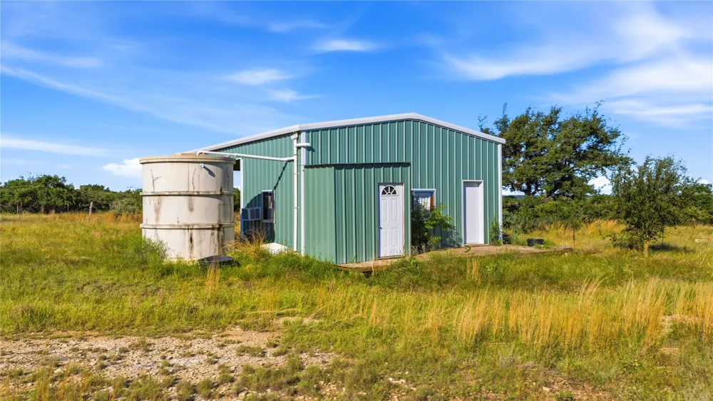 3276 Link Road Doss, TX 78618