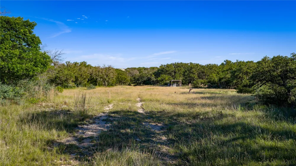 3276 Link Road Doss, TX 78618