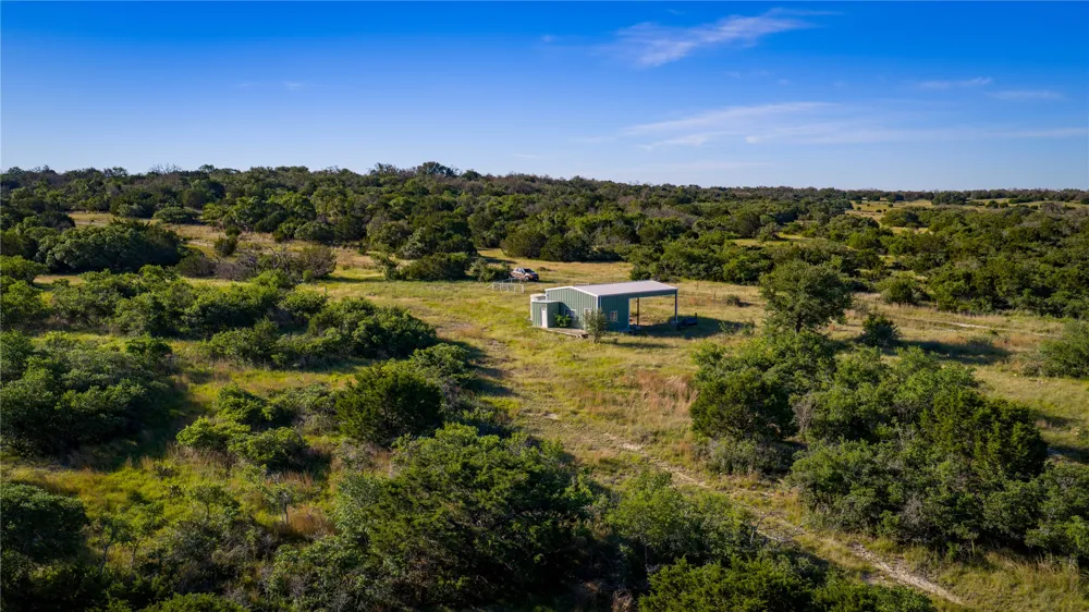 3276 Link Road Doss, TX 78618