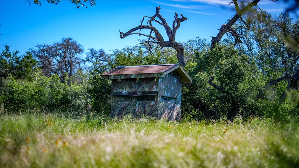 3276 Link Road Doss, TX 78618