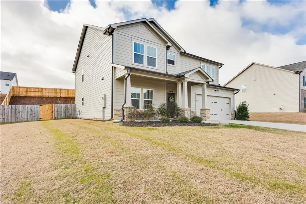 76 Brookstone Court Acworth, GA 30101