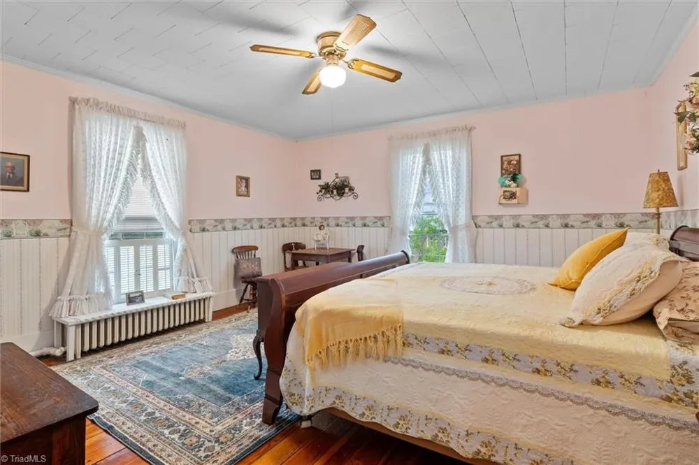 519 Maple Street Mount Airy, NC 27030