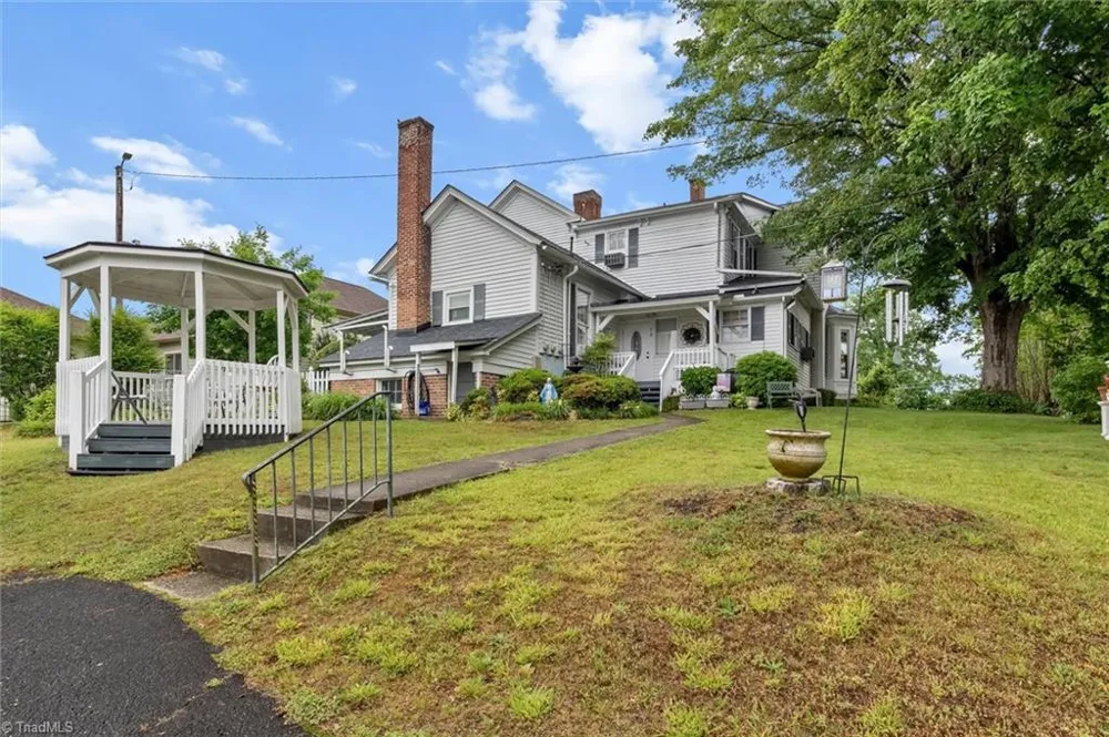 519 Maple Street Mount Airy, NC 27030