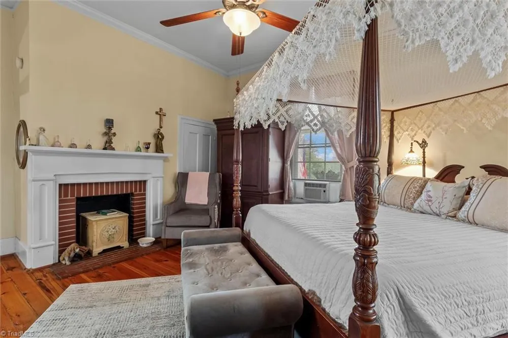 519 Maple Street Mount Airy, NC 27030