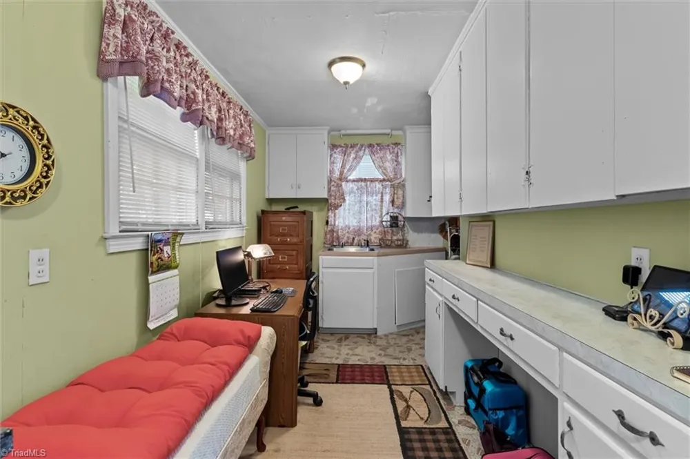519 Maple Street Mount Airy, NC 27030