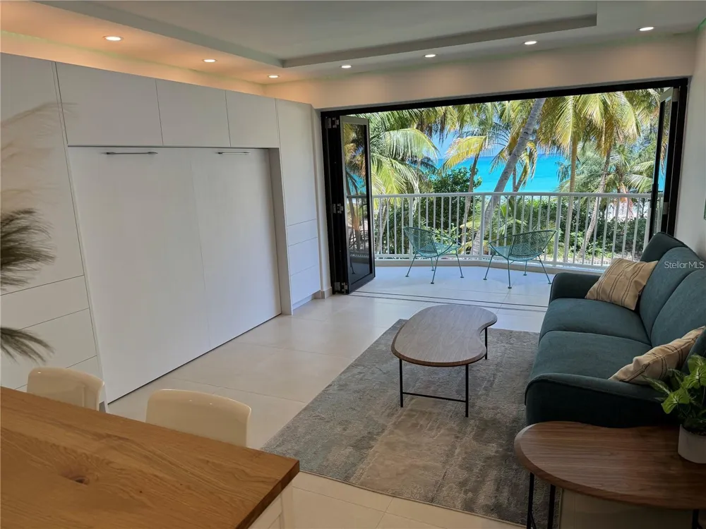 4633 AVE ISLA VERDE #L202 Carolina, PR 00979