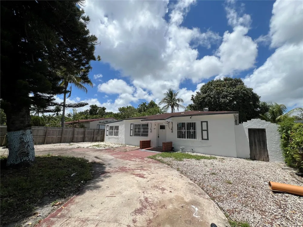 845 NW 130TH STREET North Miami, FL 33168