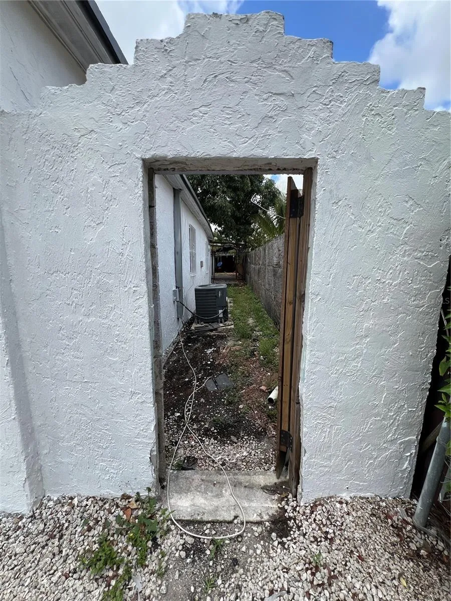 845 NW 130TH STREET North Miami, FL 33168