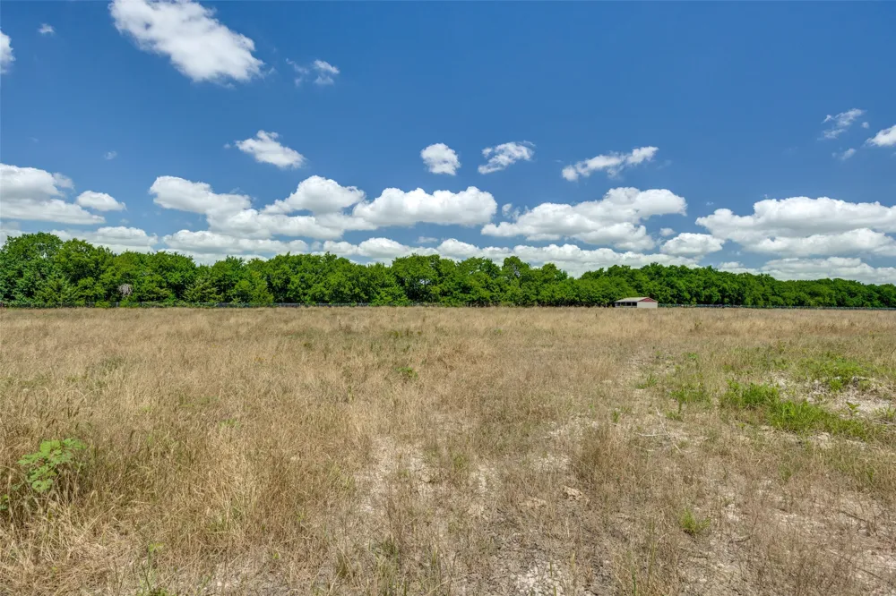 5814 Fm 1563 Commerce, TX 75428