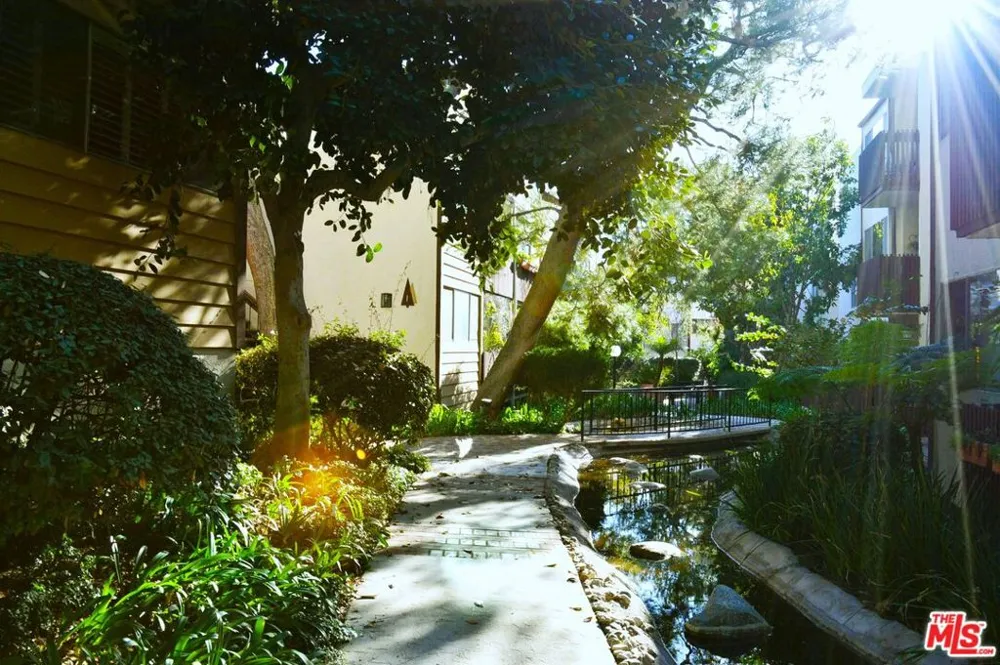 6000 Canterbury Drive #D114 Culver City, CA 90230