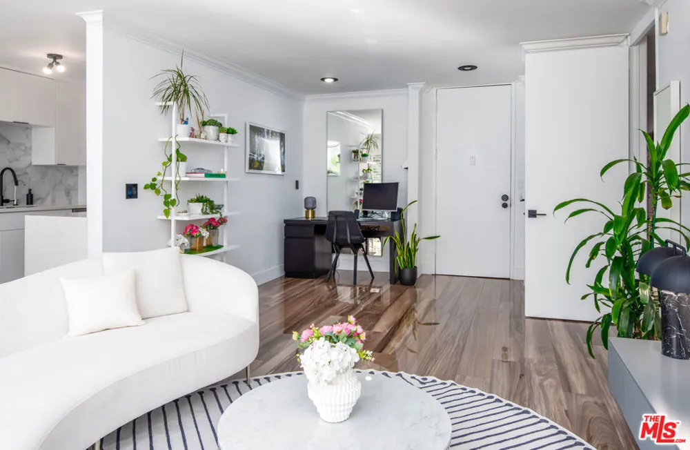 6000 Canterbury Drive #D114 Culver City, CA 90230