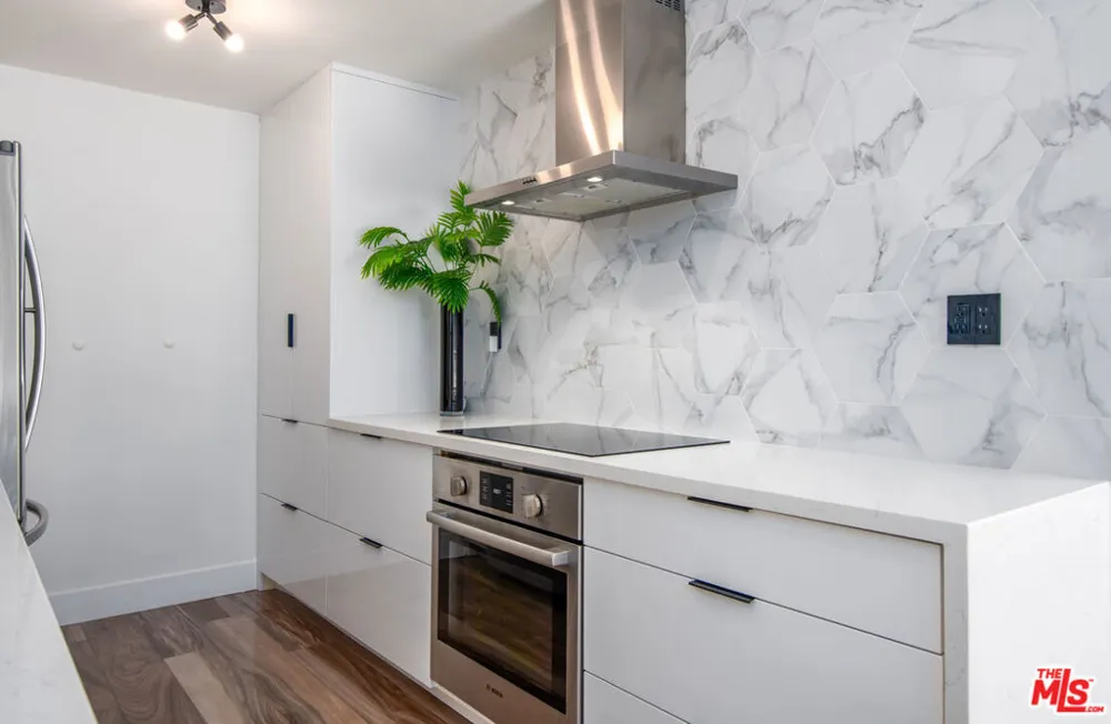6000 Canterbury Drive #D114 Culver City, CA 90230