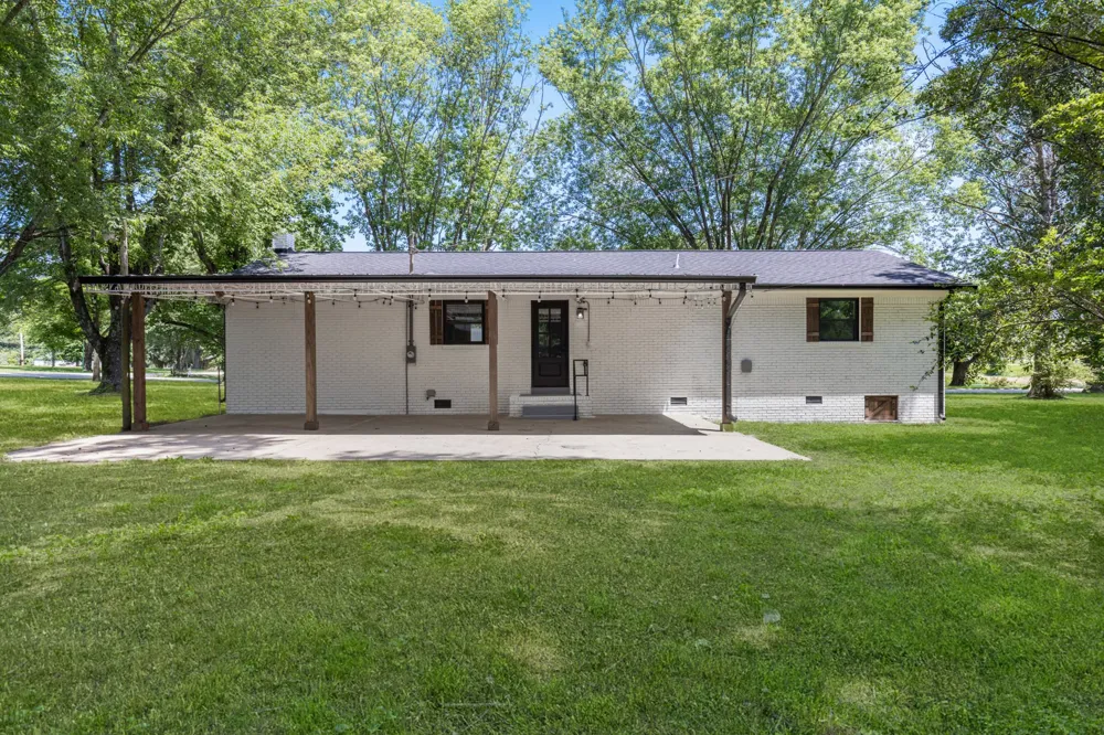 65 Rocky Creek Loop Castalian Springs, TN 37031