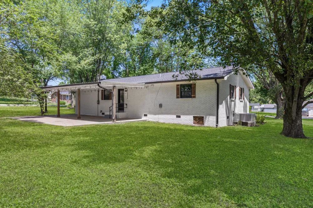 65 Rocky Creek Loop Castalian Springs, TN 37031