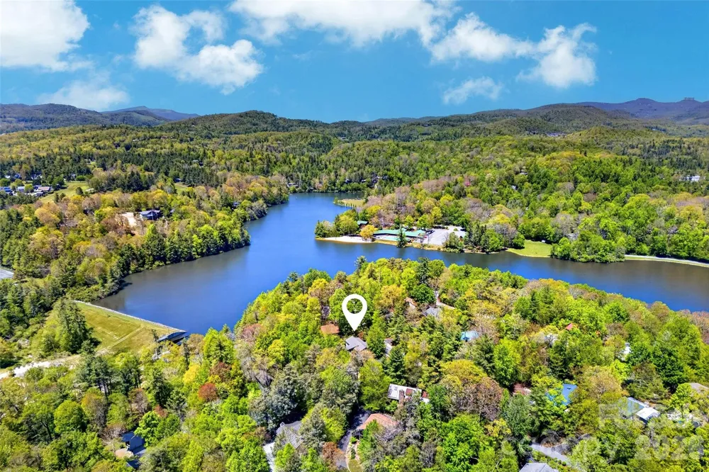 334 Harbor Lake Road Newland, NC 28657